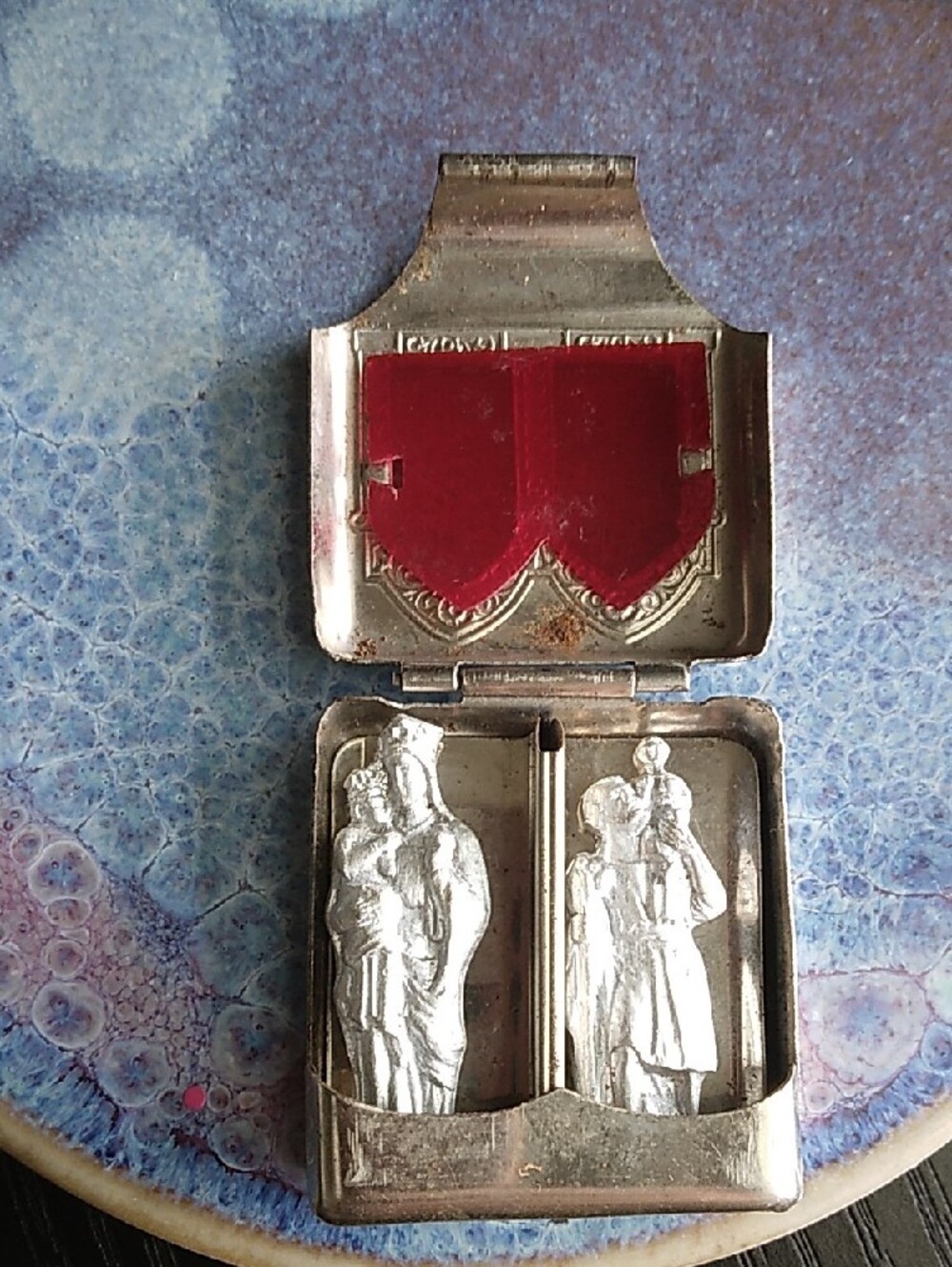 Rare WWII Era Catholic Emergency Pocket Shrine Complete Notify a Priest Vintage